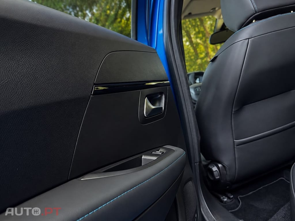 Peugeot E-208 50 kWh Allure