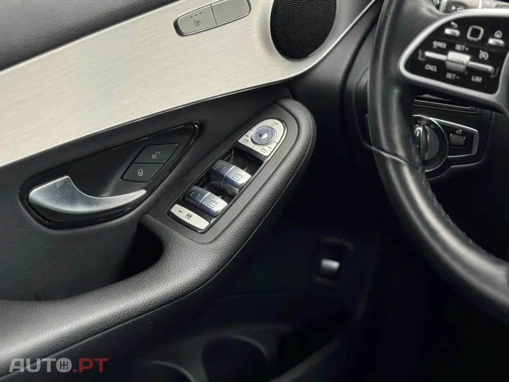 Mercedes-Benz GLC 300 de 4Matic 9G-TRONIC Exclusive