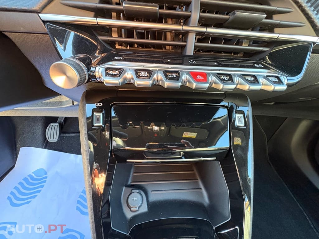 Peugeot 2008 1.2 PureTech Allure Pack