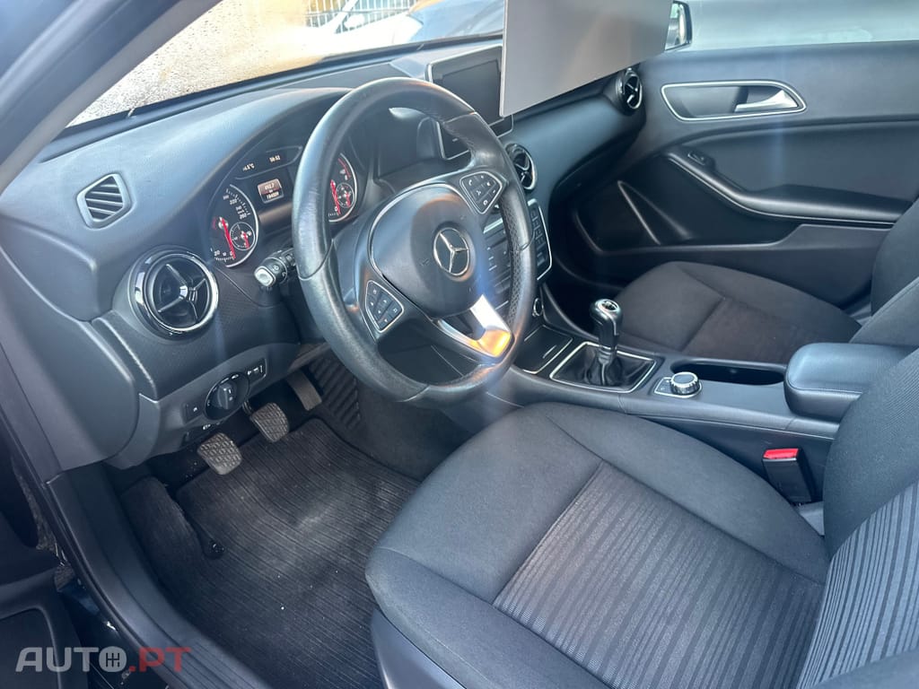 Mercedes-Benz A 180 d Fleet Pack Urban