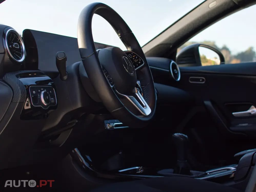 Mercedes-Benz CLA 180 d Business Solutions