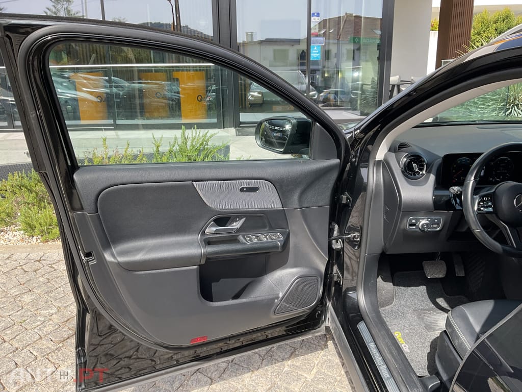 Mercedes-Benz GLA 200 d
