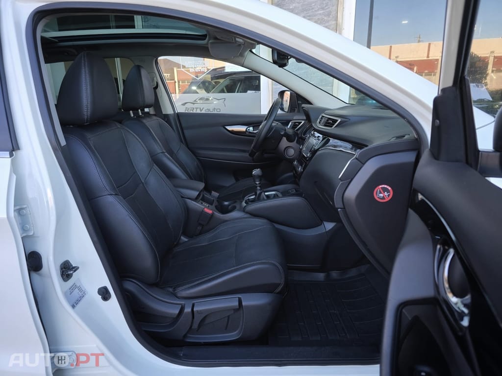 Nissan Qashqai 1.5 dCi N-Connecta 18