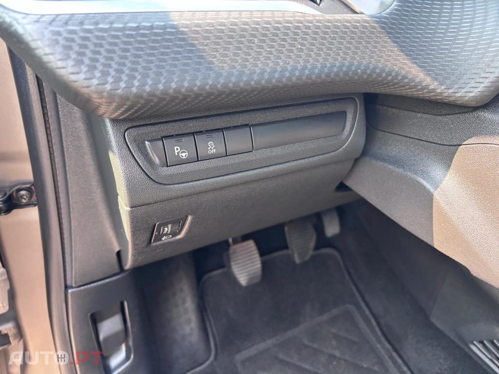 Peugeot 208 1.2 PureTech Signature