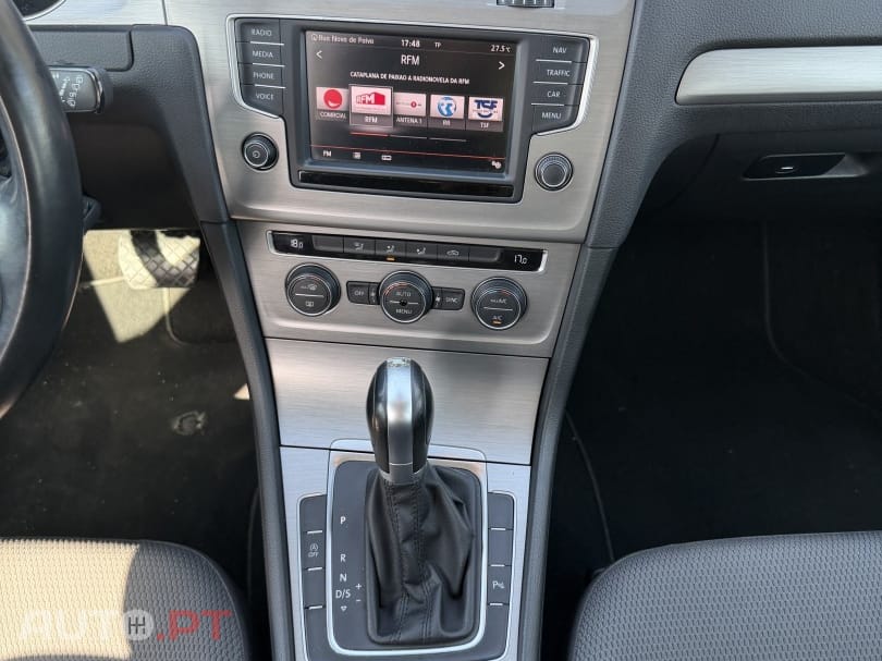 Volkswagen Golf 1.6 TDi Confortline DSG