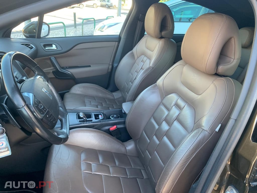Citroen DS4 1.6 e-HDi So Chic CMP6