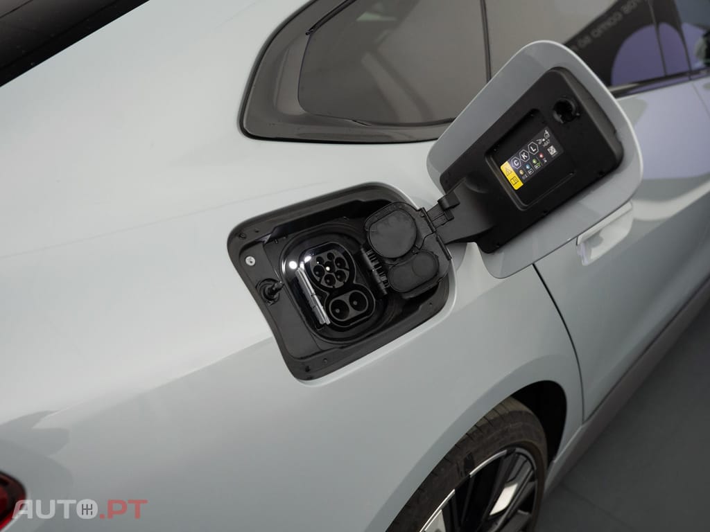 BMW i4 eDrive35 EdiÃ§Ã£o Desportiva M