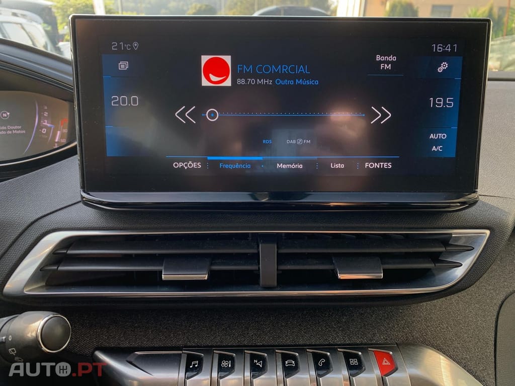 Peugeot 3008 1.5 BlueHDi Allure EAT8