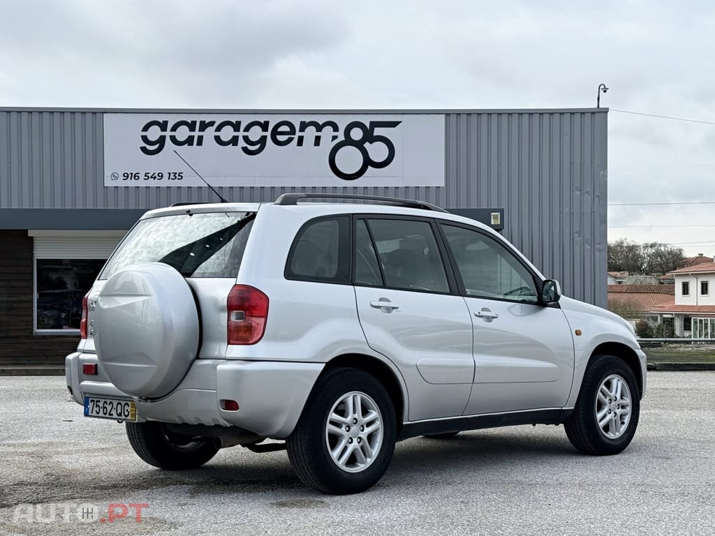 Toyota RAV4 2.0 VVT-i Pack 2