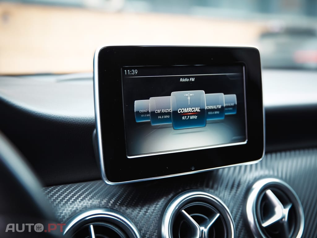 Mercedes-Benz A 180 d 7G-DCT AMG Line