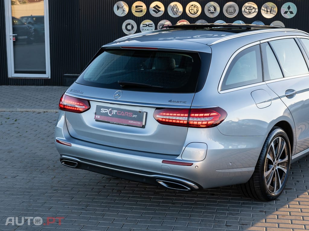 Mercedes-Benz E 300 de Avantgarde 4Matic