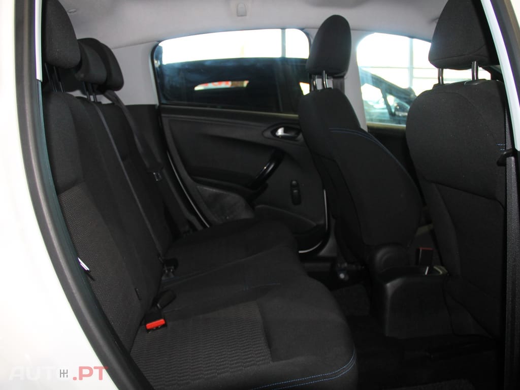 Peugeot 208 1.5 BlueHDi Active