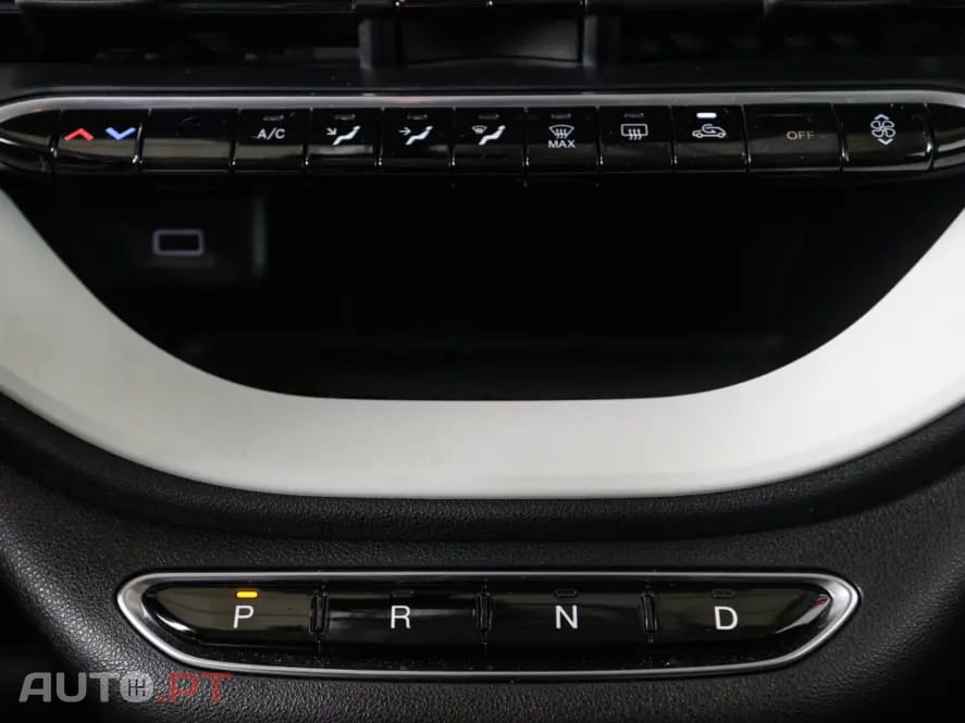 Fiat 500e Action