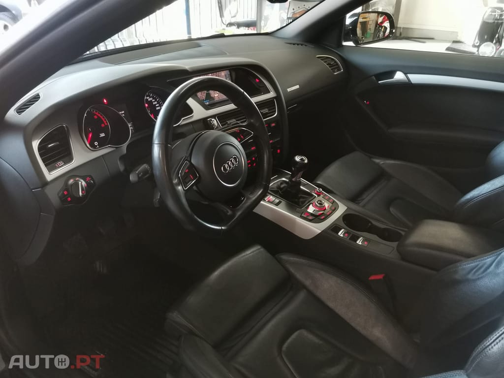 Audi A5 Cabrio 2.0 TDi S-line