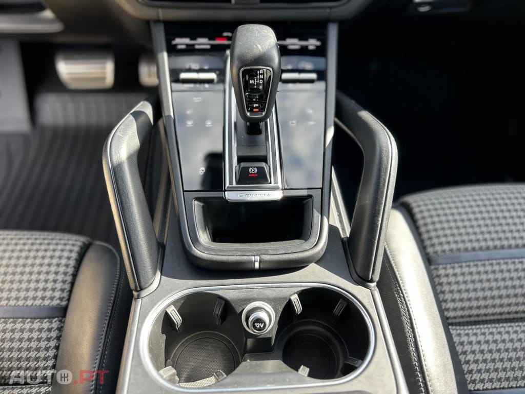 Porsche Cayenne GTS