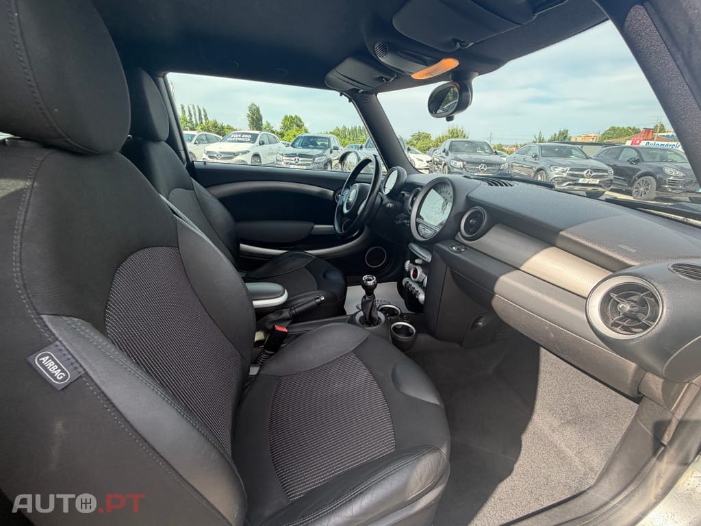 MINI Cooper One D