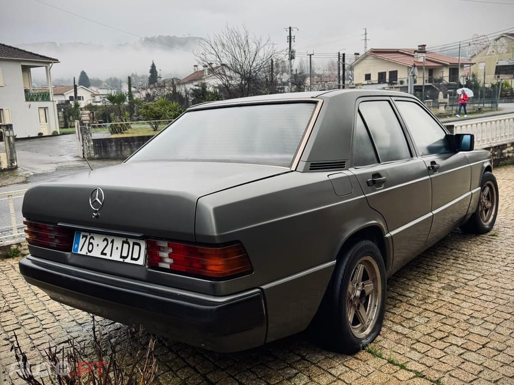 Mercedes-Benz 190 2.0