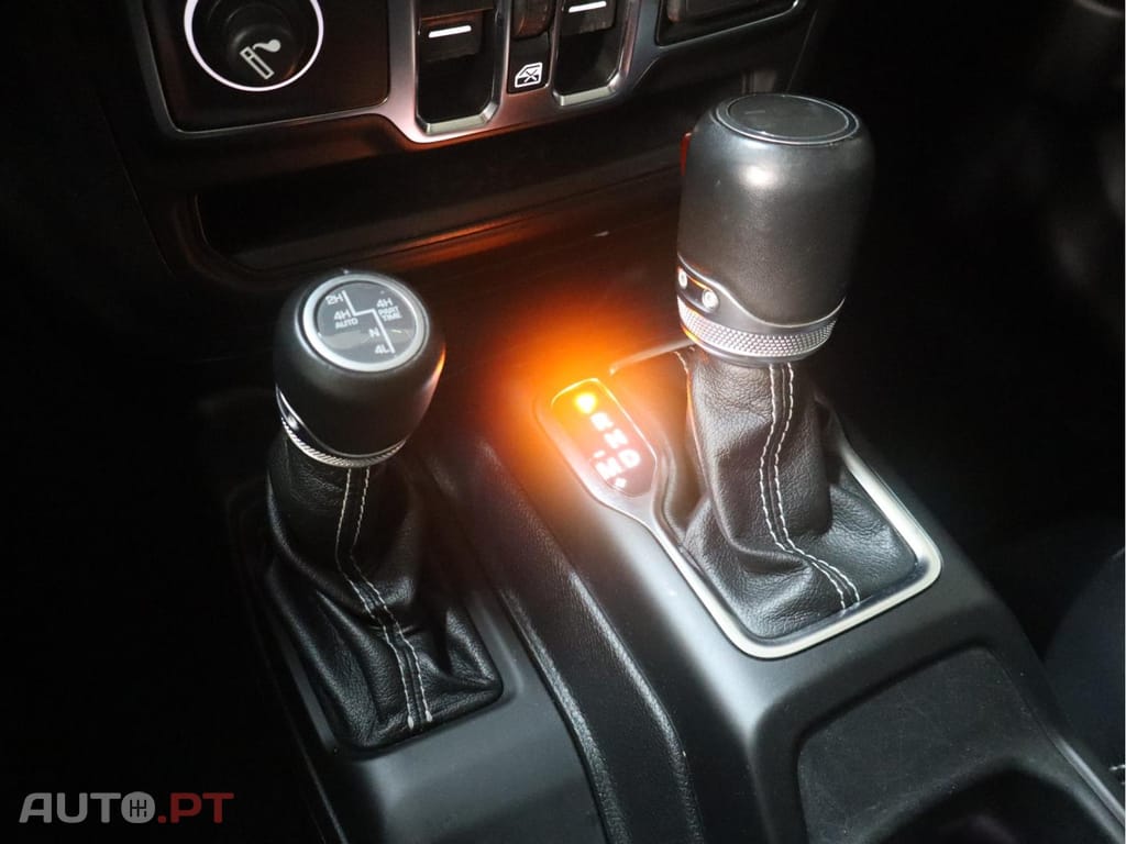 Jeep Wrangler Sahara 2.0 TG Plug In Hybrid 380cv 4Xe