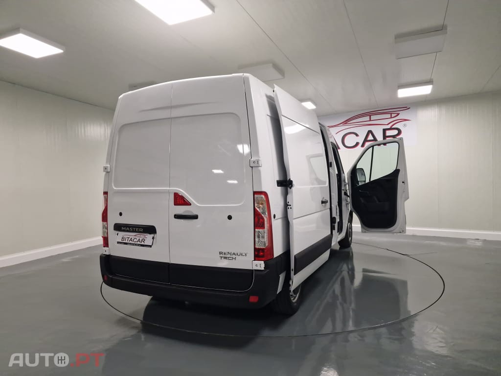 Renault Master L2H2 3.5T 2.3 DCI 130CV GPS CAM. TRASEIRA IVA DEDUTIVEL