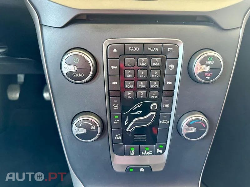 Volvo V40 2.0 D2 Momentum