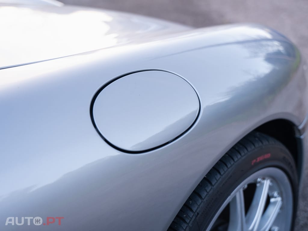 Porsche 996 Carrera 4 Coupé