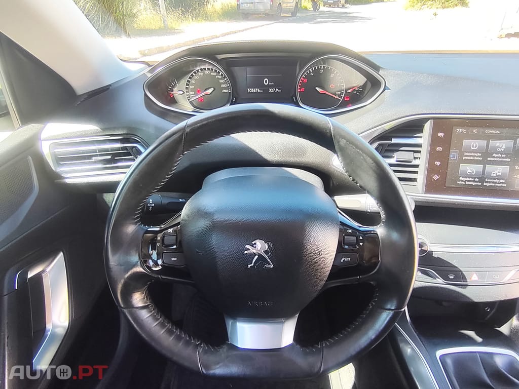 Peugeot 308 SW II SW 1.6 BlueHDi 120cv Allure (T9)