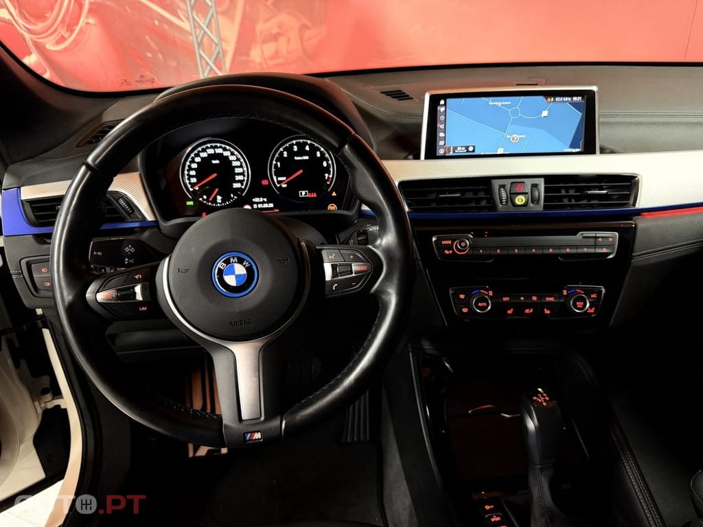BMW X1 25 e xDrive Pack M
