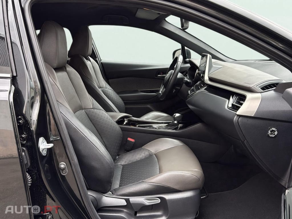 Toyota C-HR 1.8 Hybrid Exclusive+P.Luxury