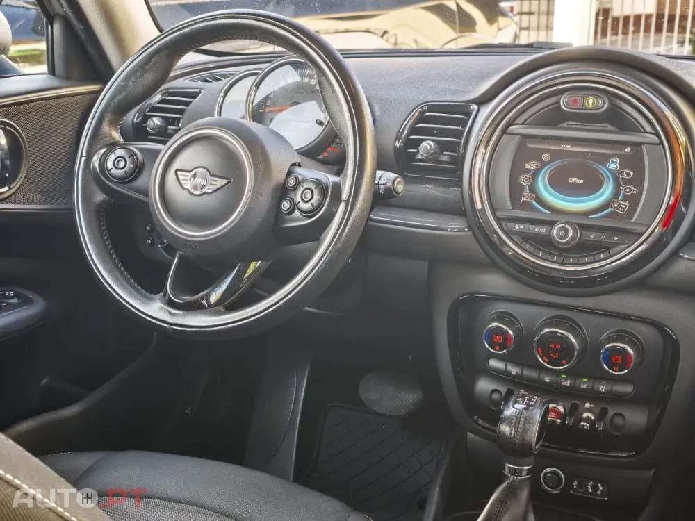 MINI Clubman One D Aut. Blackyard