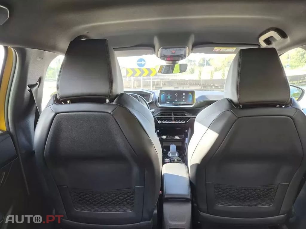 Peugeot E-208 50 kWh GT