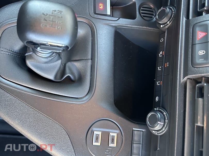 Peugeot Partner 1.5 BlueHDi Pemium Longa