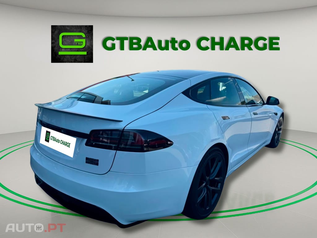 Tesla Model S I.V.A DEDUTIVEL Plaid
