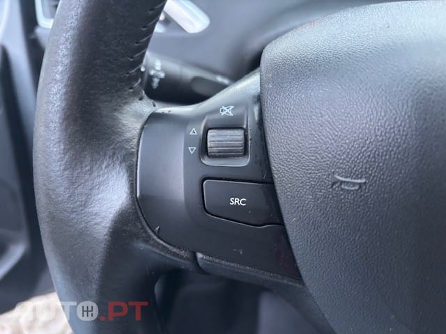 Peugeot 2008 1.6 BlueHDi Style