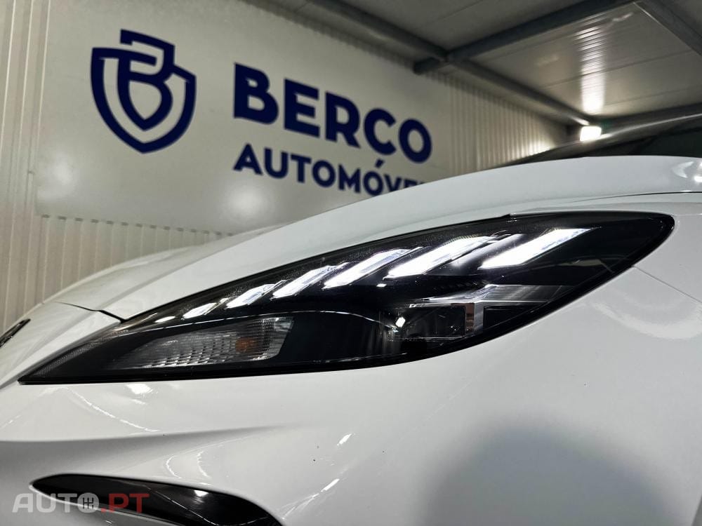 MG MG4 51 kWh Standard