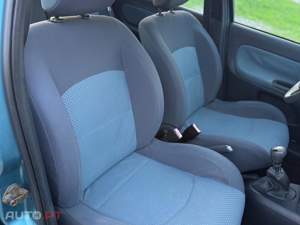 Renault Clio 1.2 16V Confort