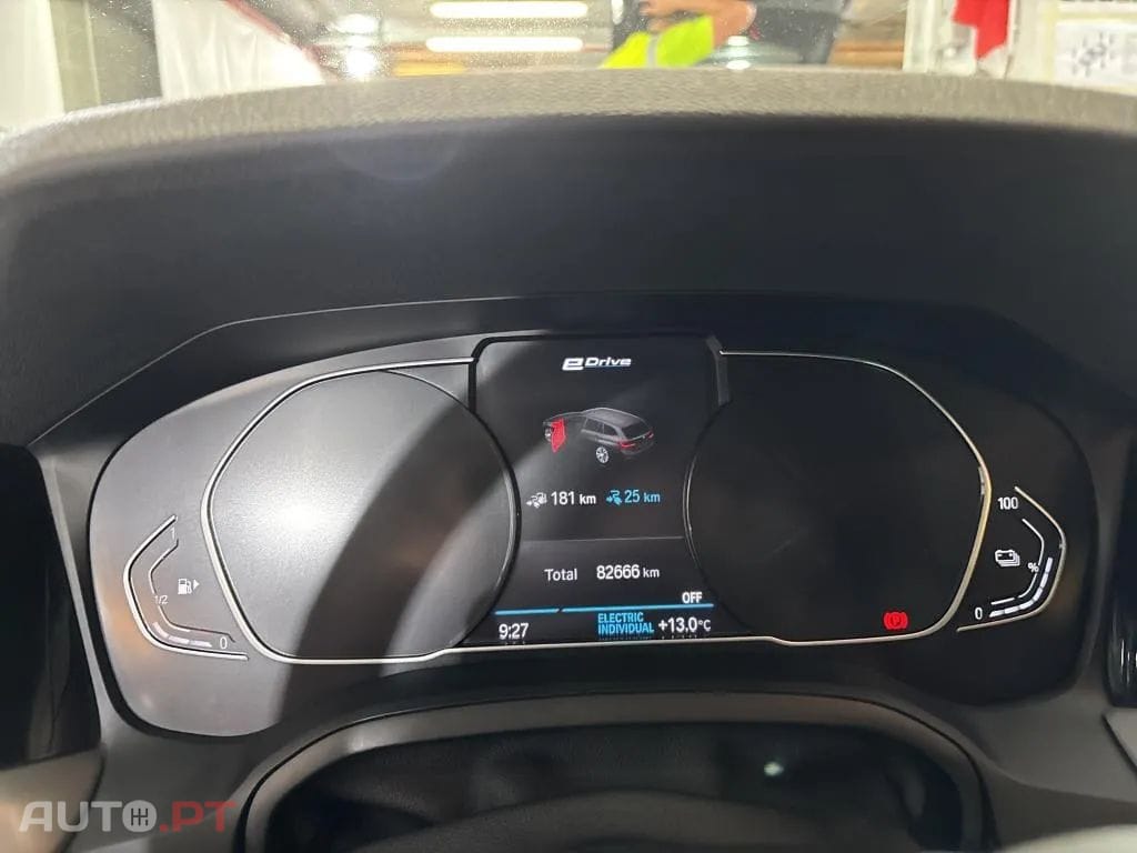 BMW 330 e Touring Corporate Edition Auto