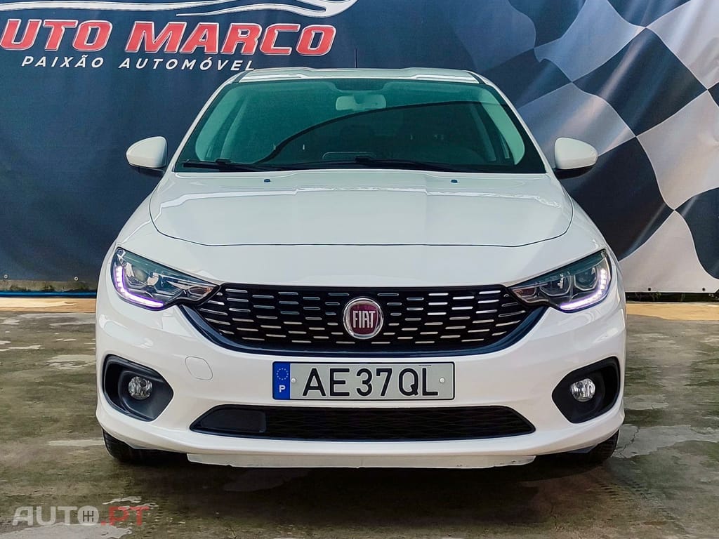 Fiat Tipo Lounge Tech