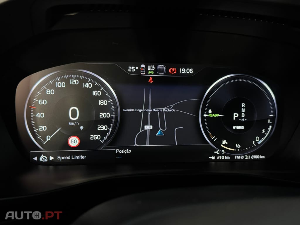 Volvo XC40 1.5 T4 PHEV Plus Dark