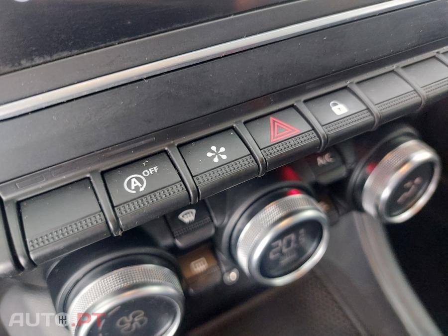 Renault Captur 1.0 TCe Intens Bi-Fuel