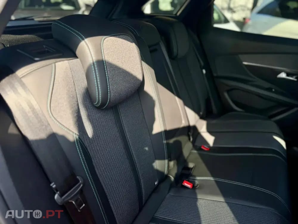 Peugeot 3008 4 Hybrid High Power