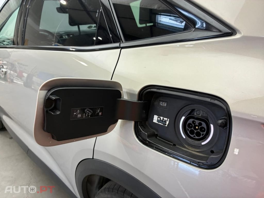 DS DS7 Crossback E-Tense Louvre EAT8