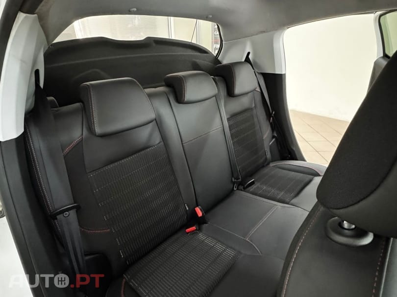 Peugeot 208 1.2 PureTech GT Line