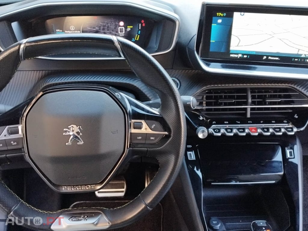 Peugeot E-2008 50 kWh GT