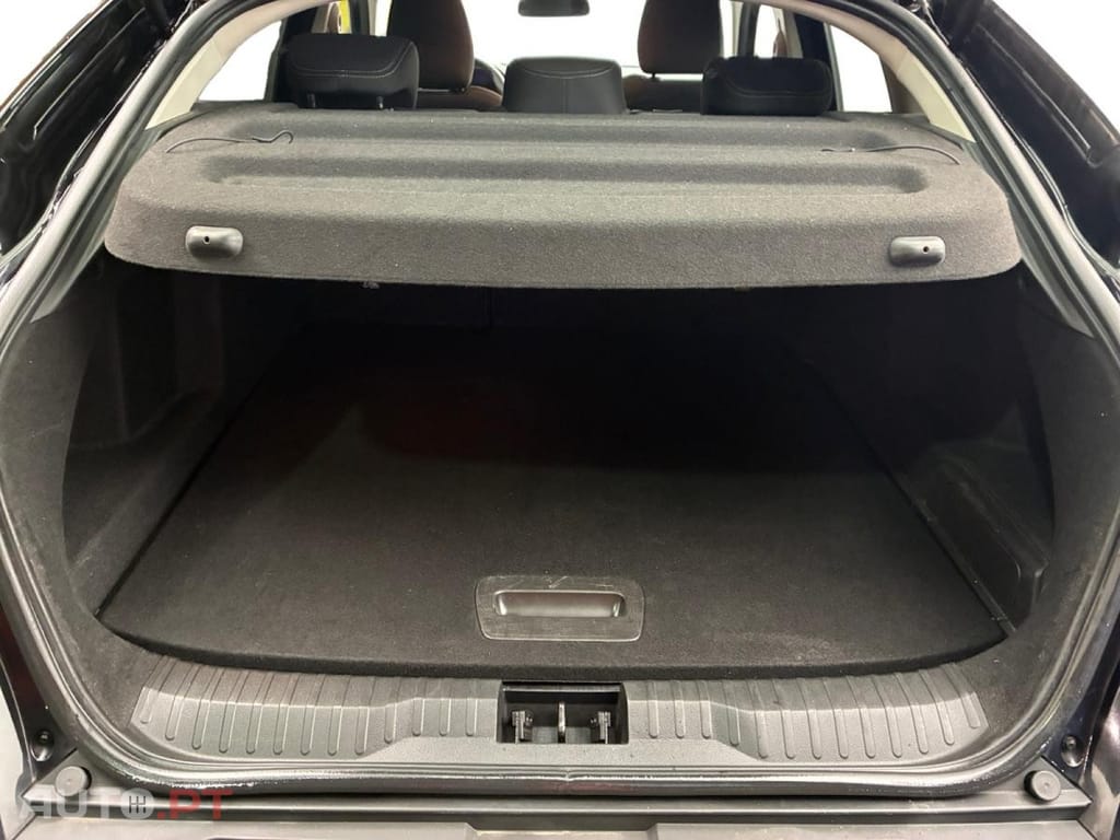 Renault Arkana E-Tech Business