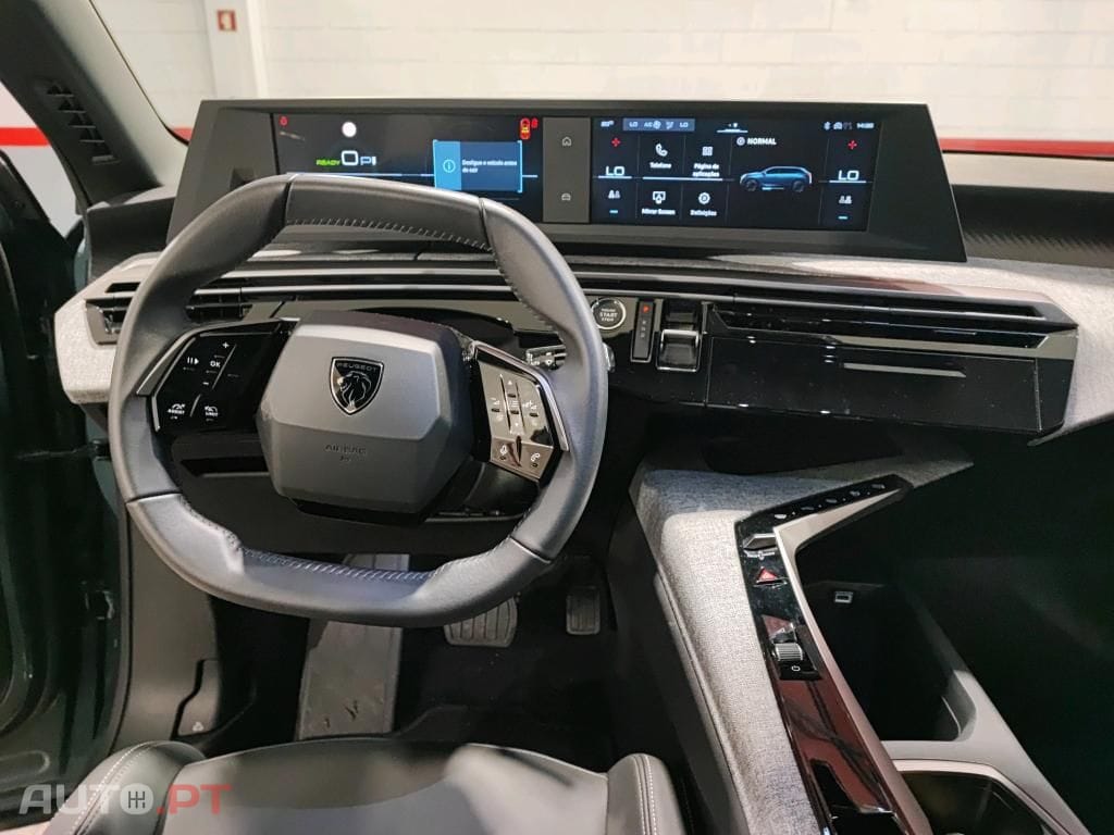 Peugeot E-5008 73 kWh Allure