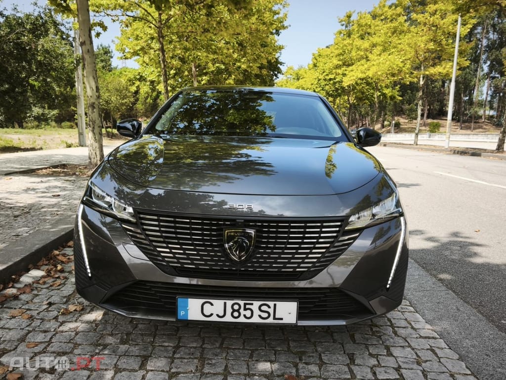 Peugeot 308 1.6 Hybrid Allure Pack e-EAT8