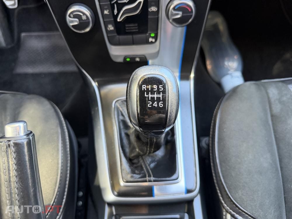 Volvo V40 1.6 D2 Eco R-Design