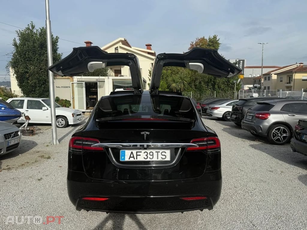 Tesla Model X P90D AWD