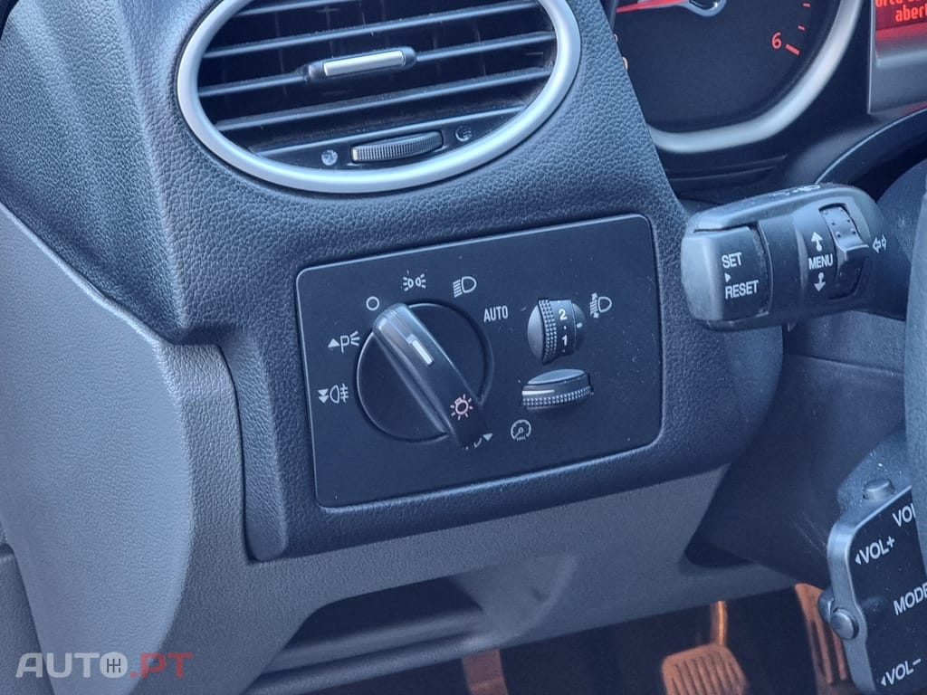 Ford Focus SW 1.6 TDCi Titanium