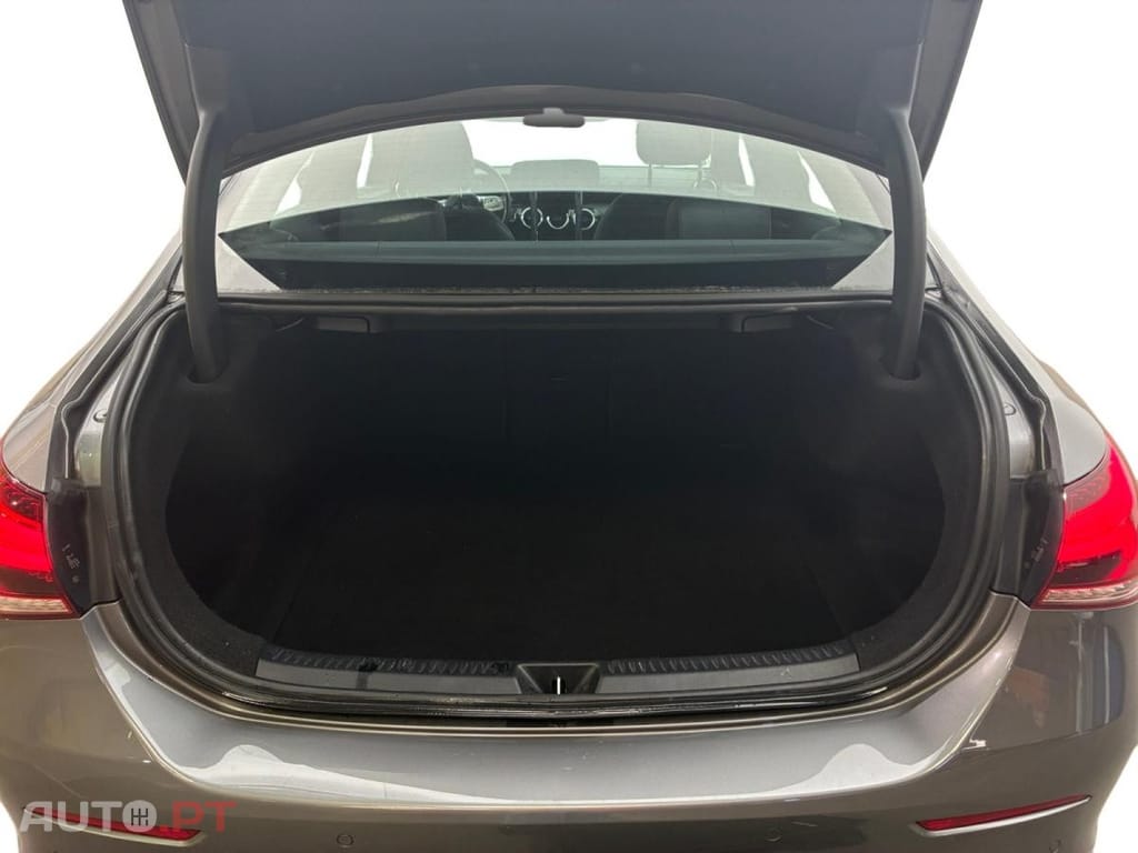 Mercedes-Benz A 180 d AMG Line Aut.